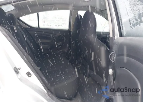 2015 Nissan Versa 1.6 S из США, поврежденный, VIN 3N1CN7AP8FL800112